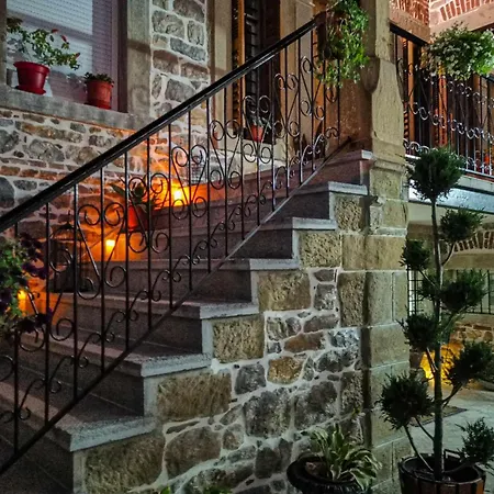Domus Hotel